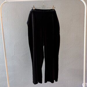 Women’s Abercrombie & Fitch Black Velvet Wide Leg Cropped Pants, XL